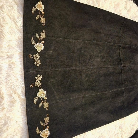 Margaret Godtrey Leather Coat - Picture 5 of 5